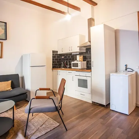 32ros1063- Brand New 1 Bedroom Flat In Paralel Apartment